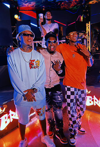 GOGO, la canciÃ³n de Â¨Young FÂ¨ que trasciende culturas 