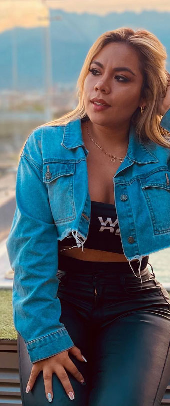 Camila Loman, la caleÃ±a que incursiona con su voz en la mÃºsica popular